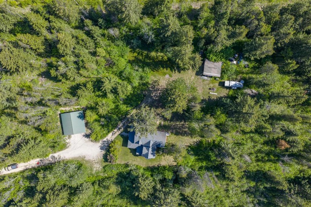 listing image 16513817212864898633