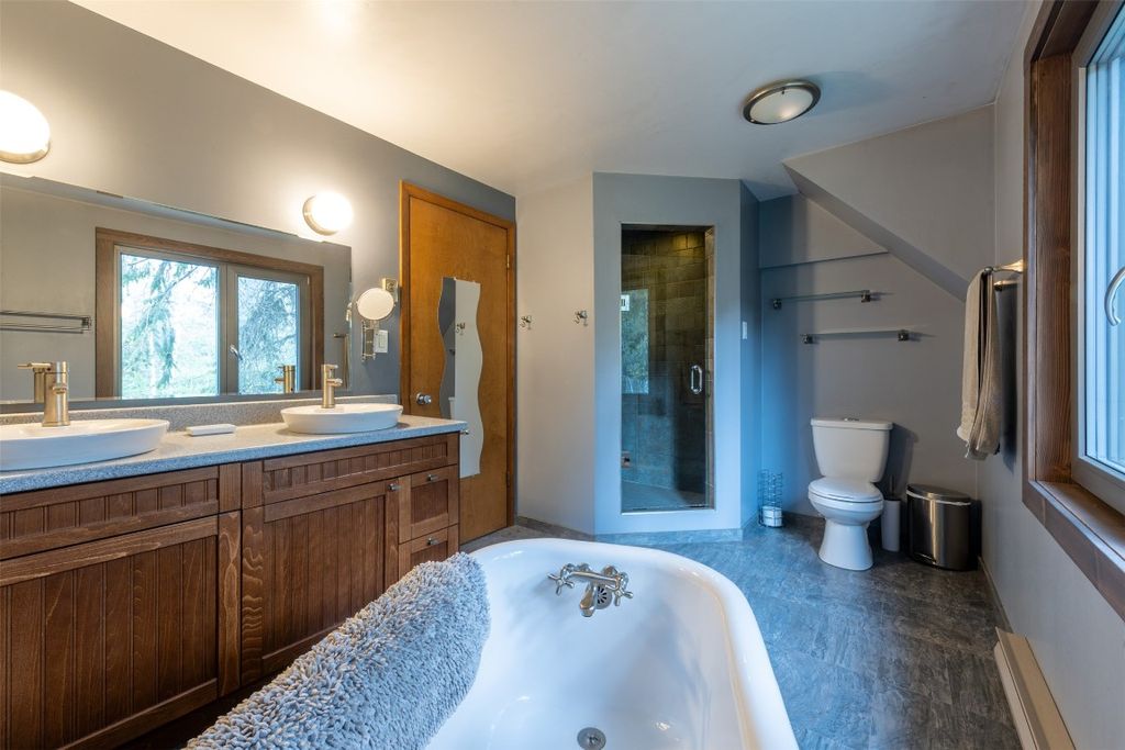 listing image 16510620076767047758