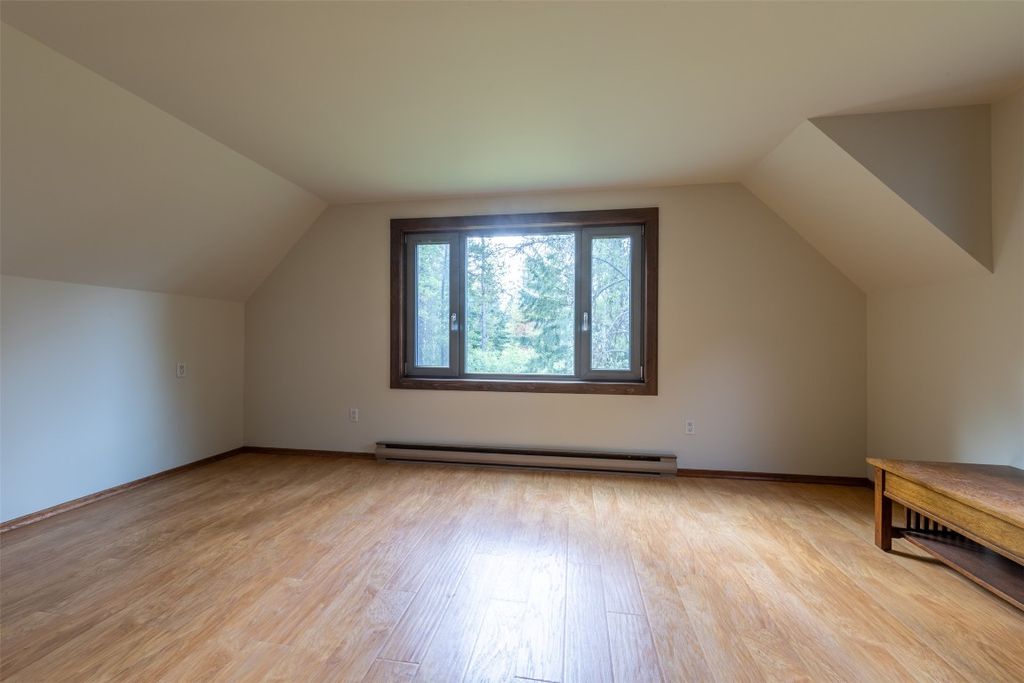 listing image 16510704942234039026