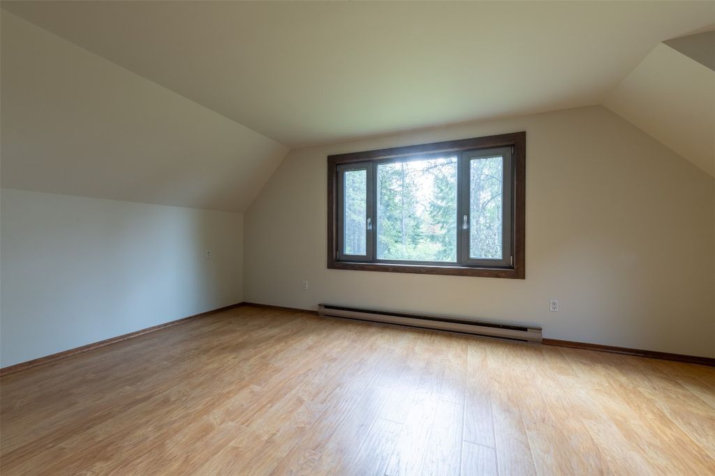 listing image 16517934512120192387