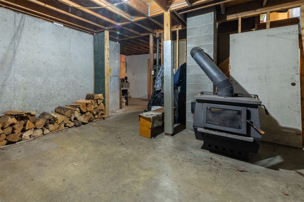 listing image 16519171138389900338
