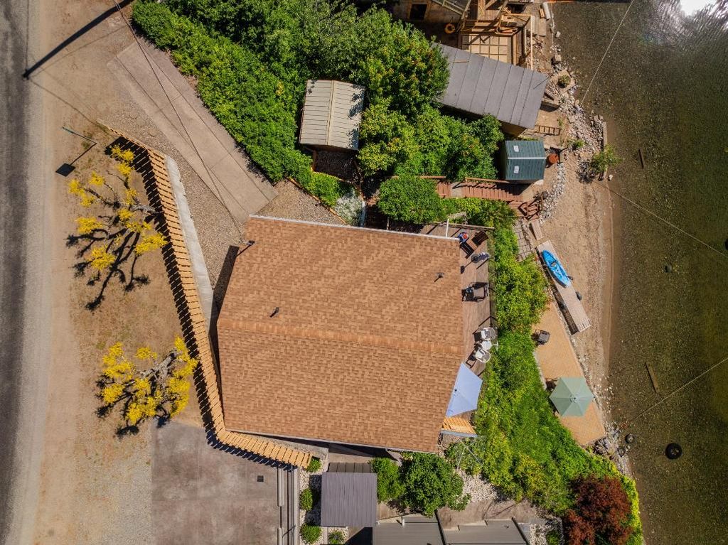 listing image 16518263184149373911