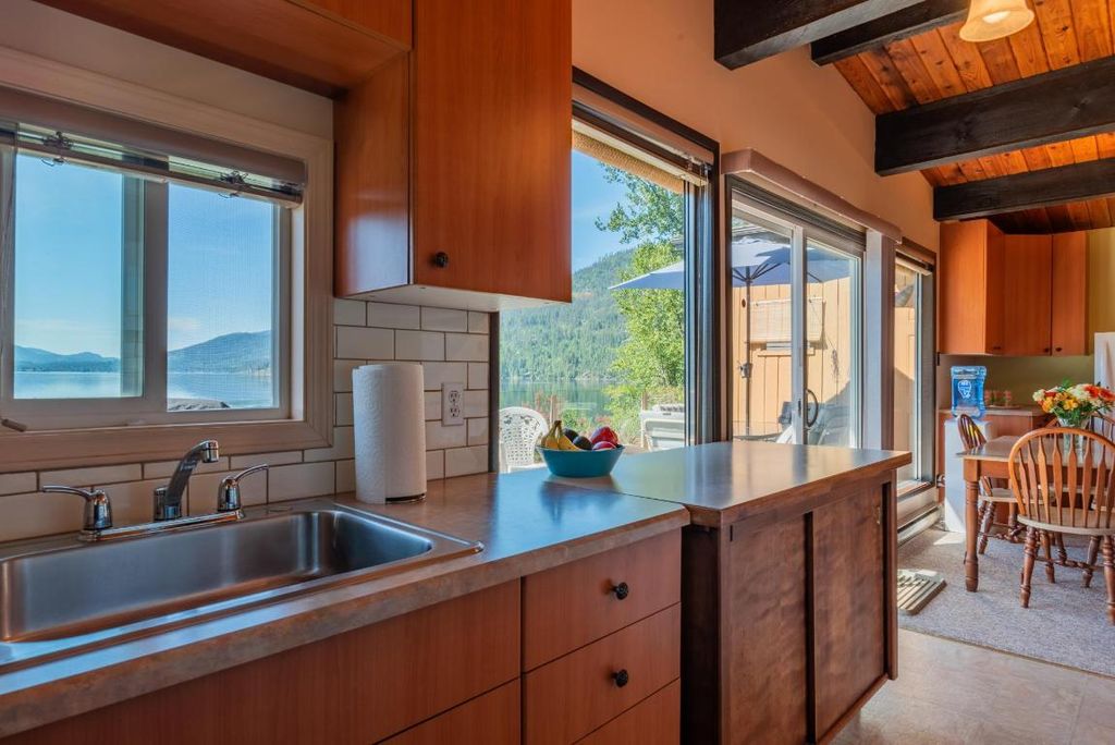 listing image 16518846513436867016