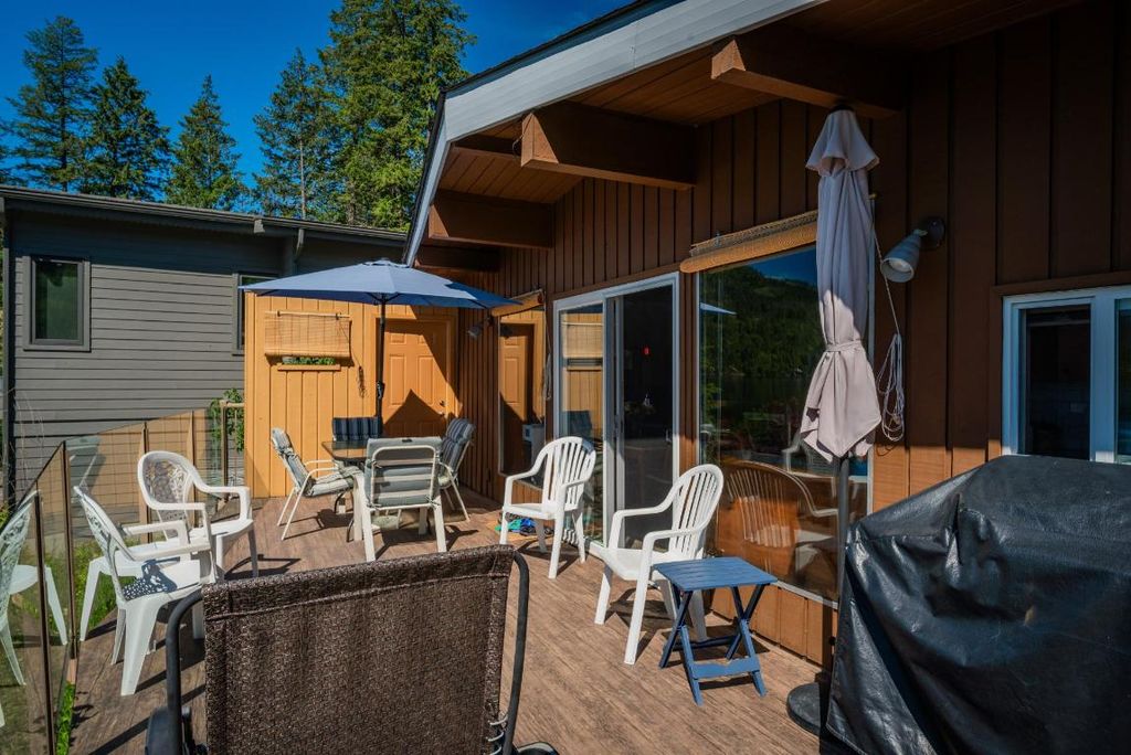 listing image 16514622557597466459