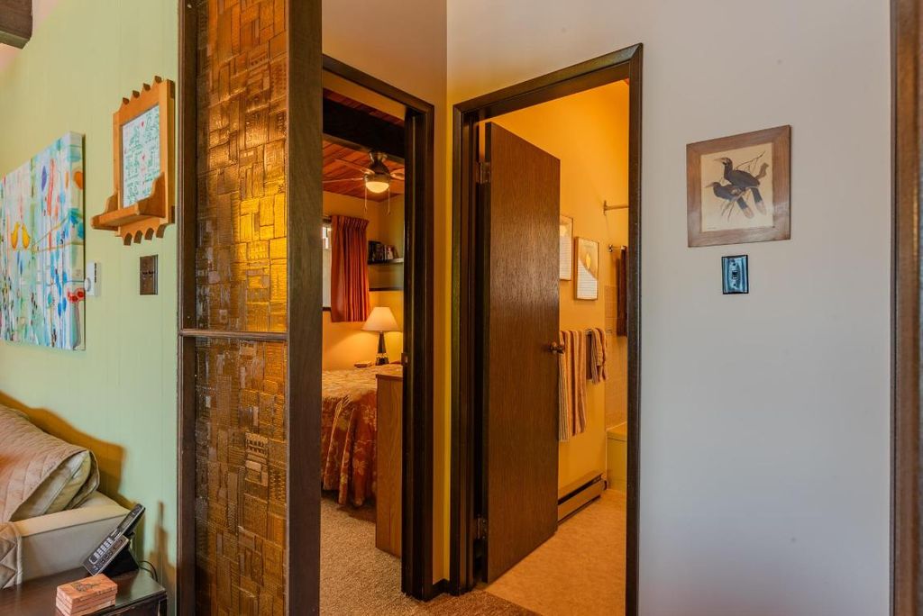 listing image 16514474279324106631