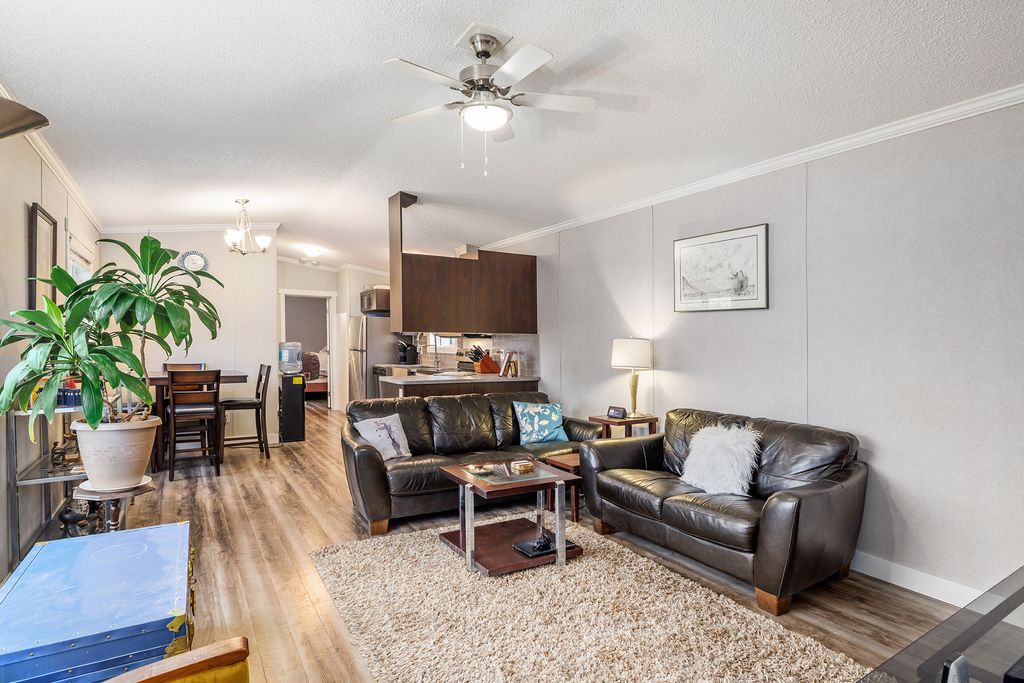 listing image 16510426593085871026