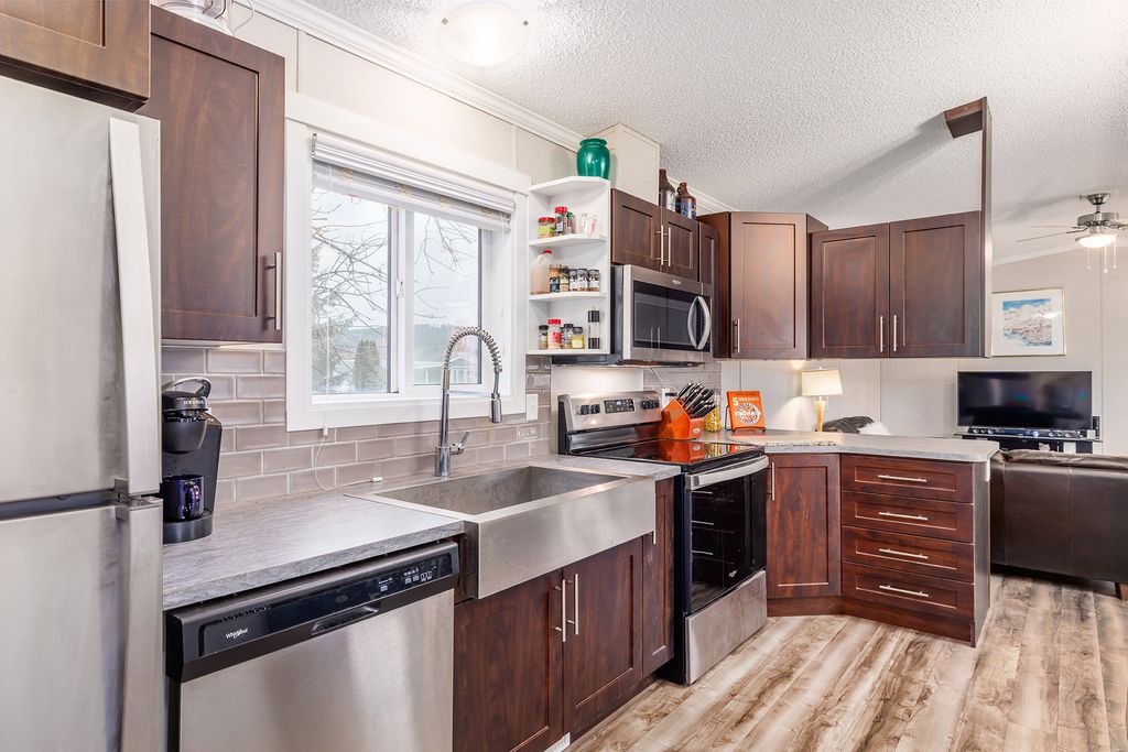 listing image 16513971714932900961