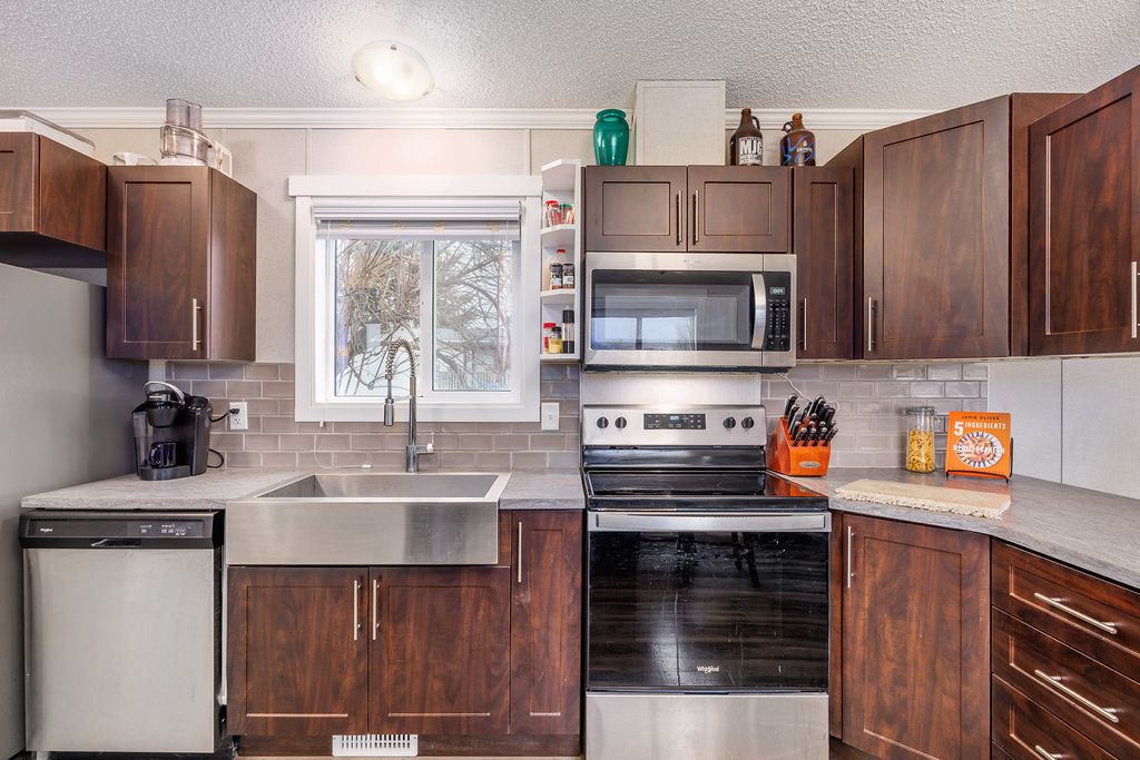 listing image 16511479390600141481