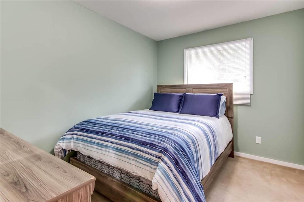 listing image 16513130304440554212