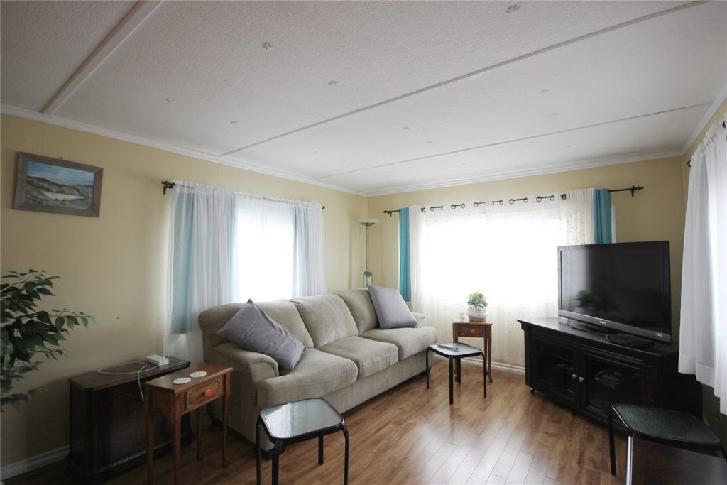 listing image 16510253272388690314