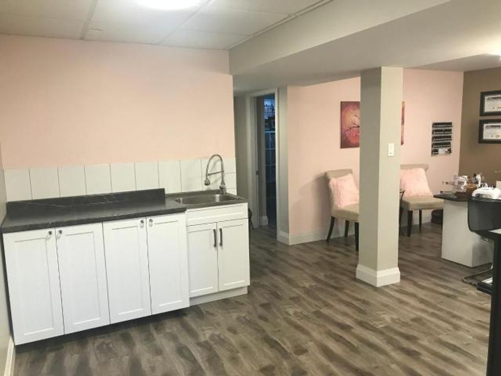 listing image 16512305530536102443