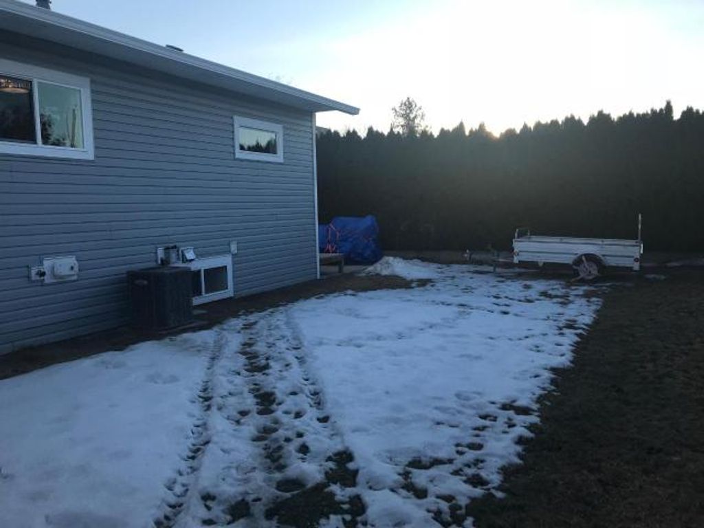 listing image 16514772854632765009