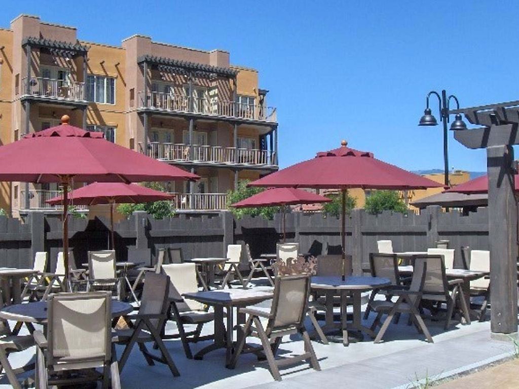 listing image 16512182350511747782