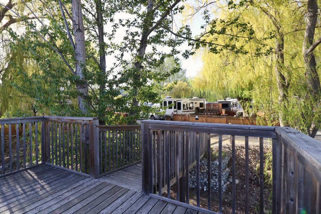 listing image 16511744799014920064