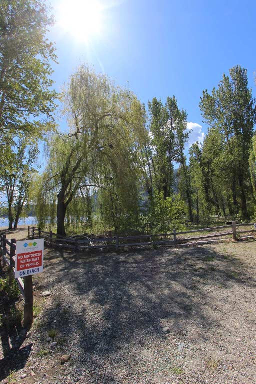 listing image 16519631405942710254