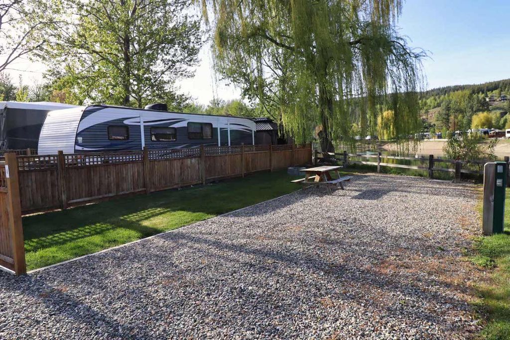 listing image 16510835673218622579