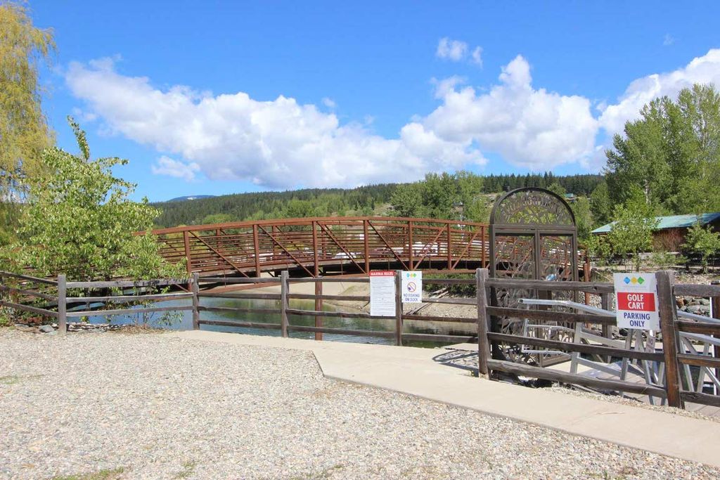 listing image 16512359701707066916