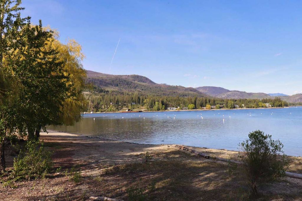 listing image 16516629095174384144