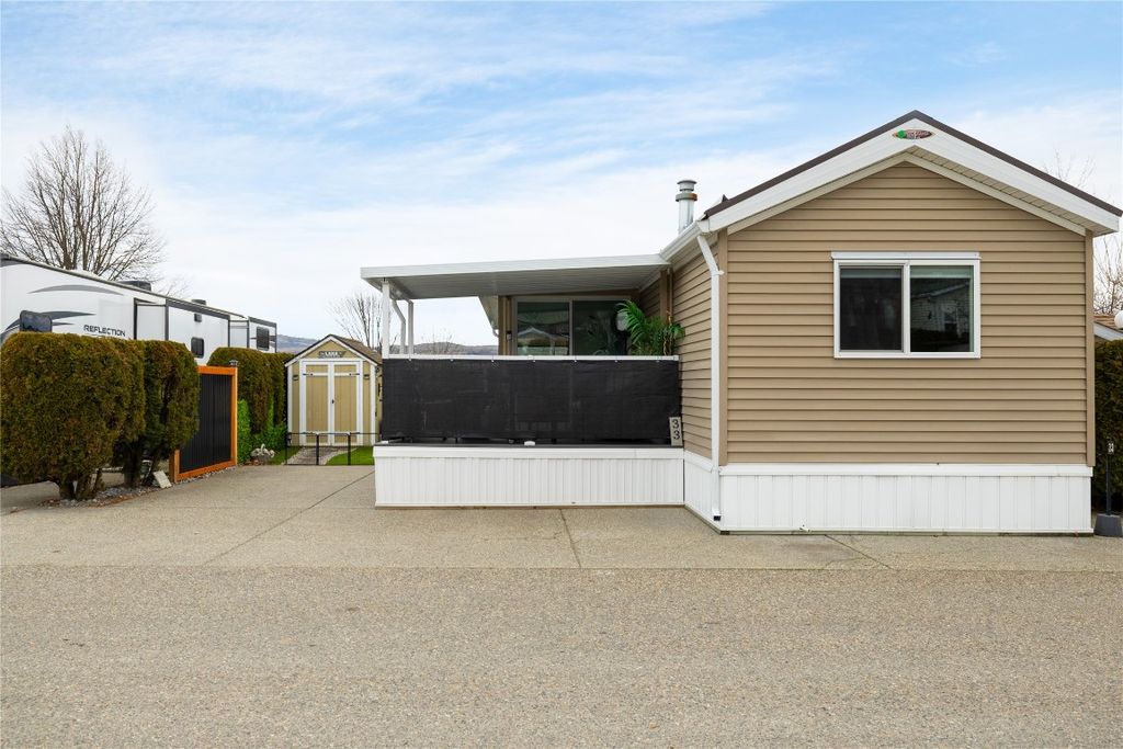 listing image 16519039071366453875