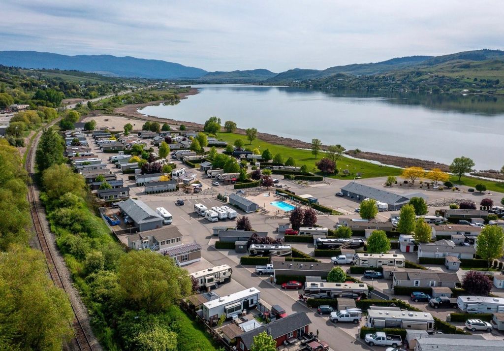 listing image 16512218248236275712