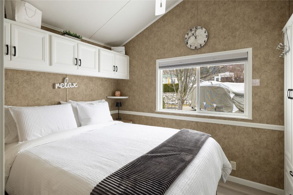 listing image 16514535431249997713