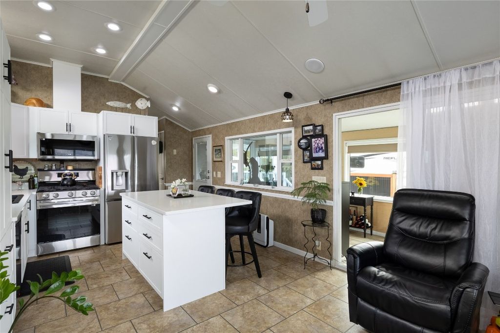 listing image 16519256159720616311