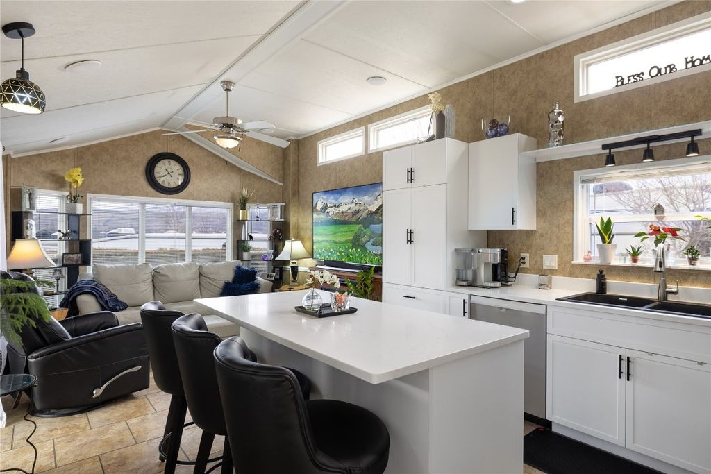 listing image 16516480768843466227