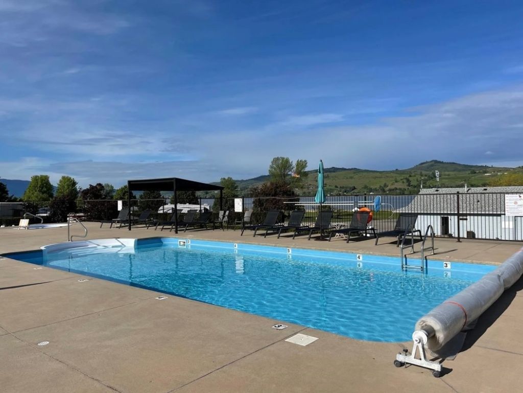 listing image 16517314509020921564