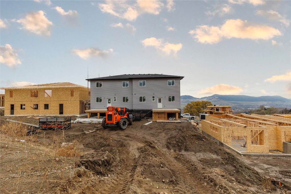 listing image 16512824142170477492