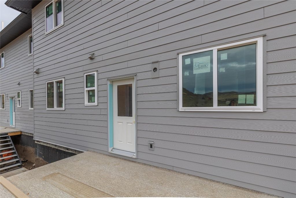 listing image 16517908093540438076