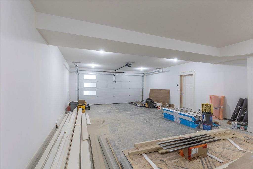 listing image 16519701008215864182