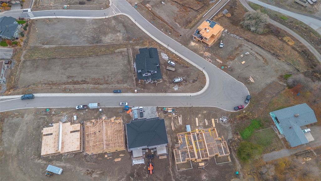 listing image 16513667164811559650