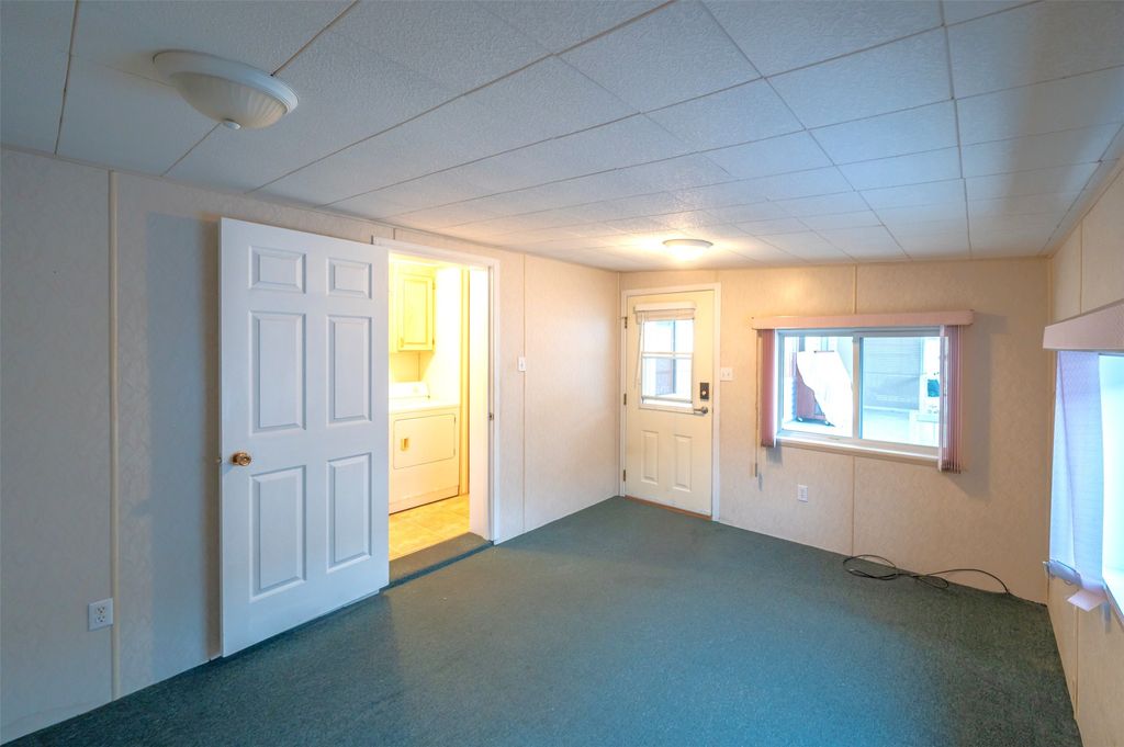 listing image 16519829461871262333