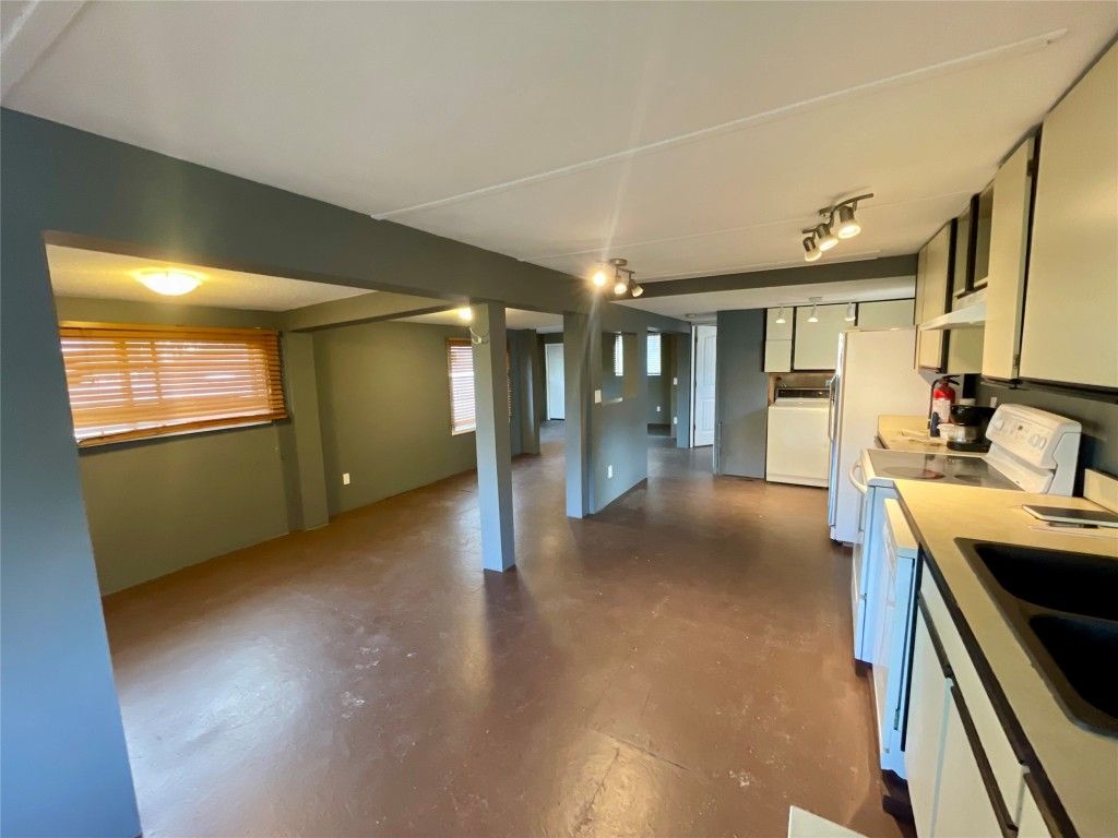 listing image 16514996504366221499