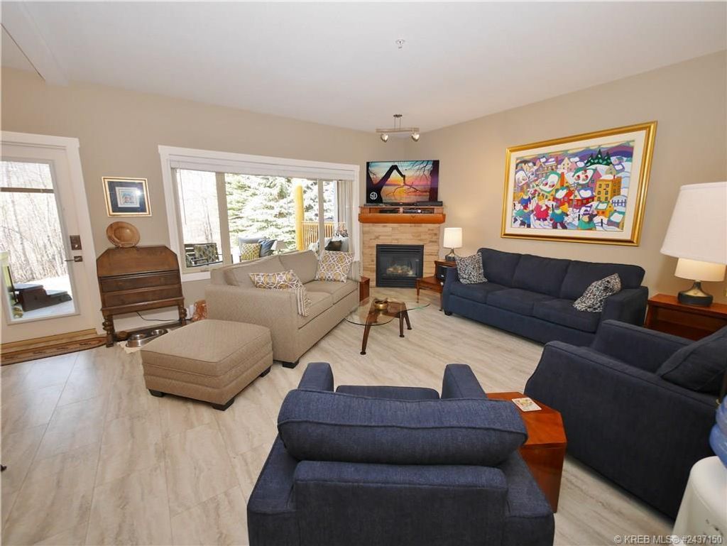 listing image 16517184343745767746