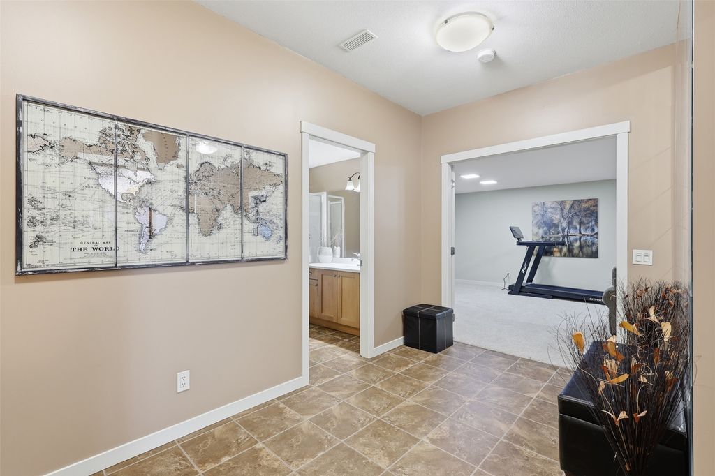 listing image 16511474232132747027