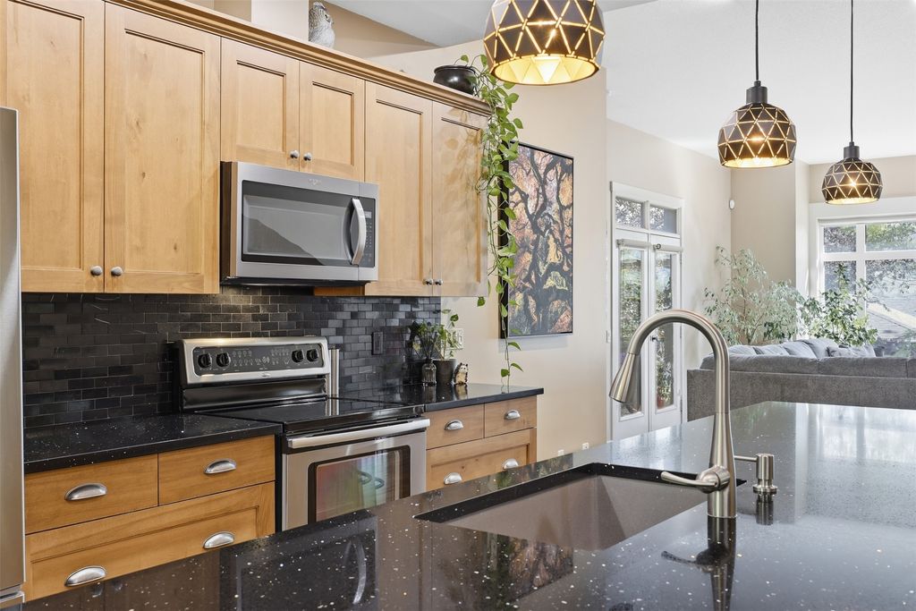 listing image 16516142986741089723