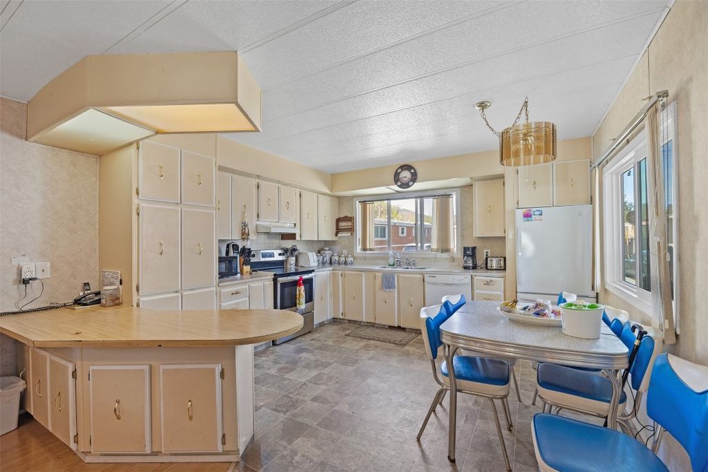 listing image 16511144566246367362