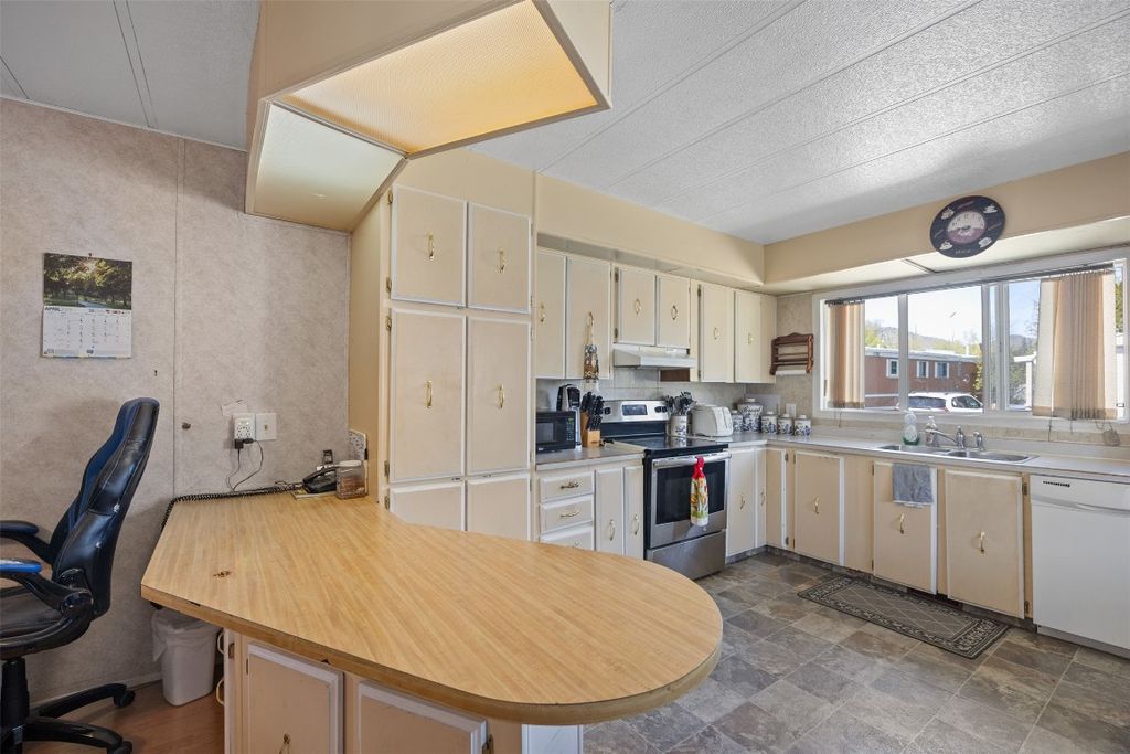 listing image 16512106152790355525