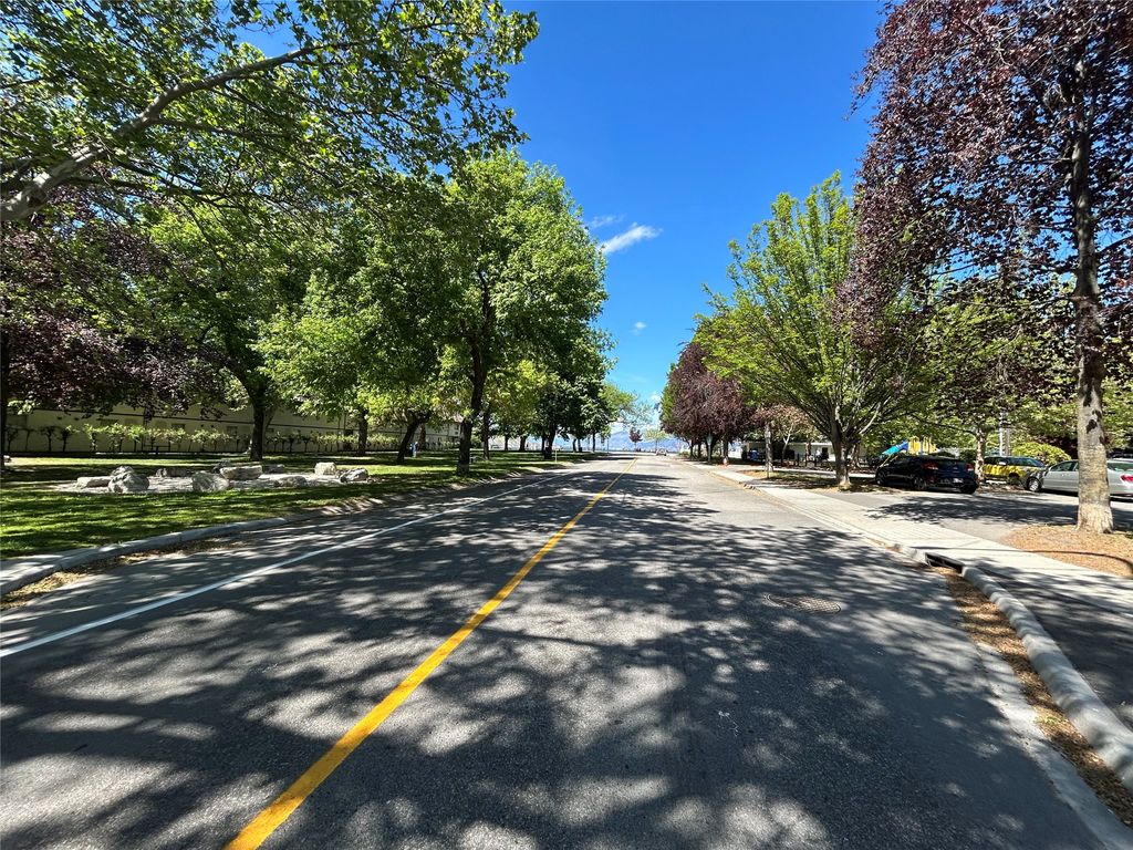 listing image 16516002200285118312