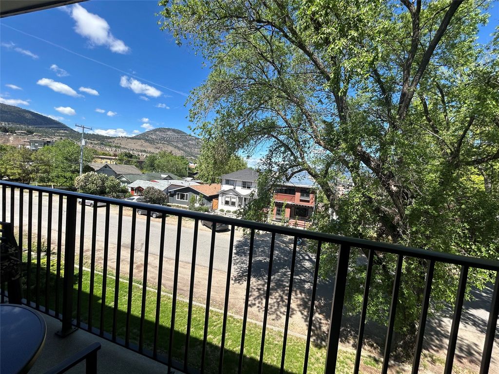 listing image 16516238272753380296
