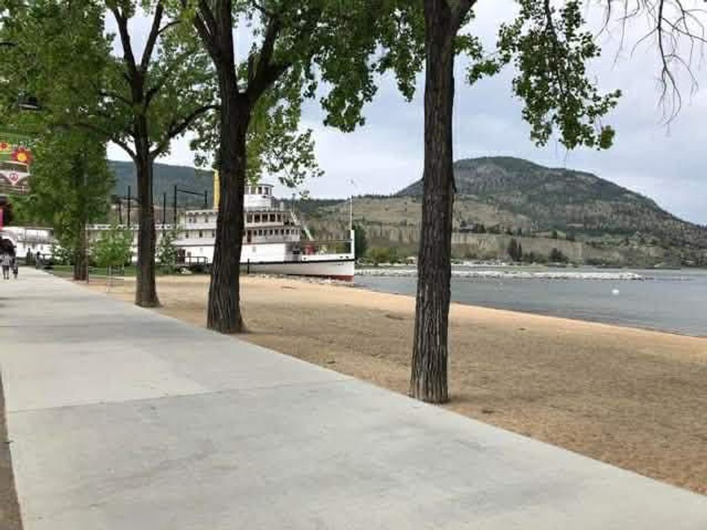 listing image 16512003463803246134