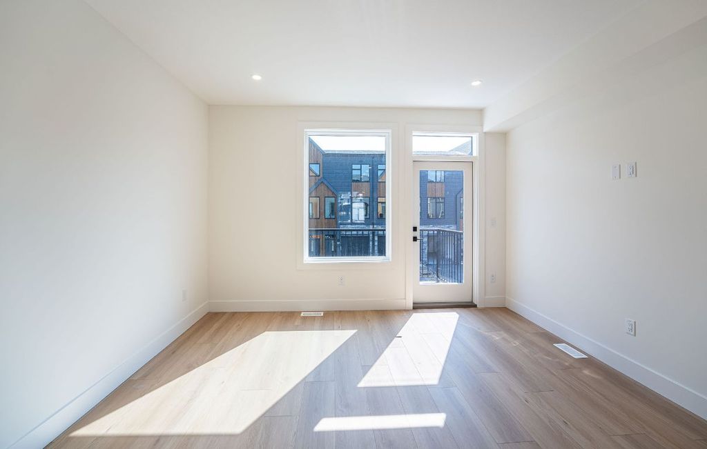 listing image 16519025538840151211