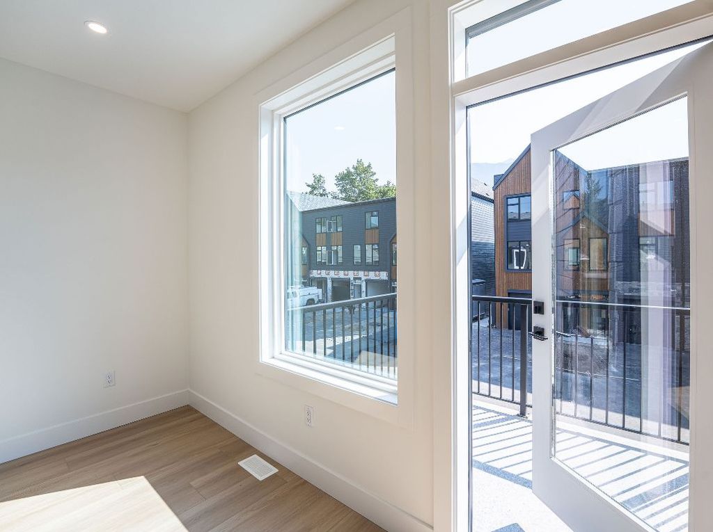 listing image 16511468361020989891