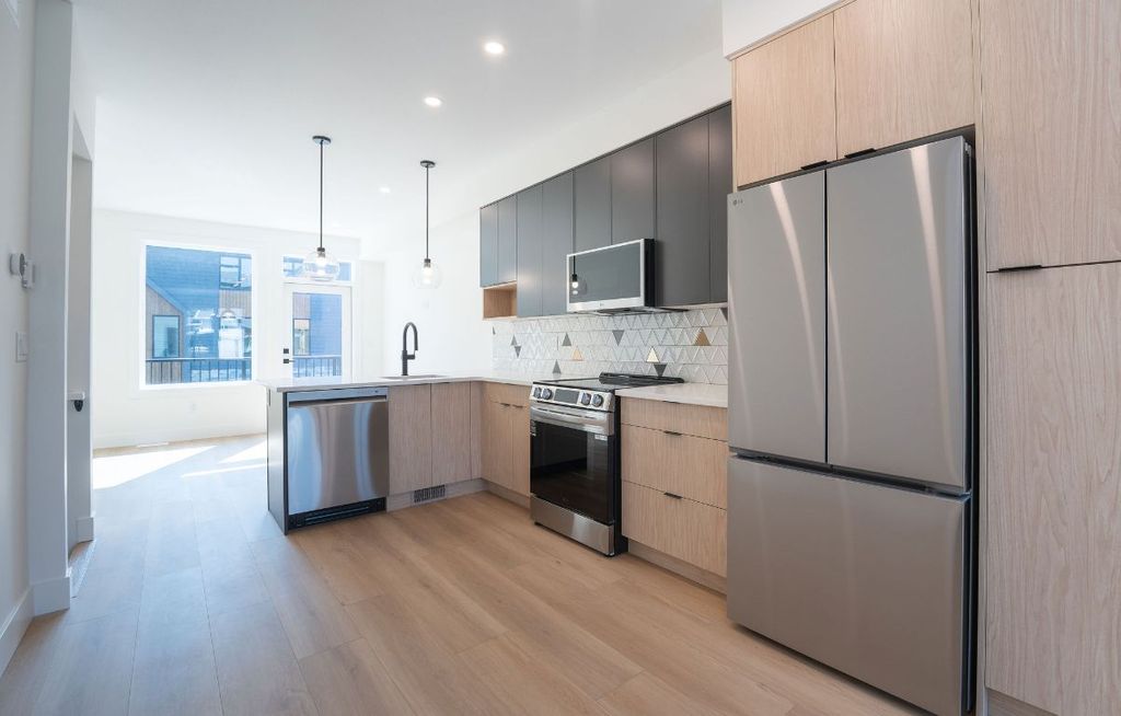 listing image 16511013230220487226