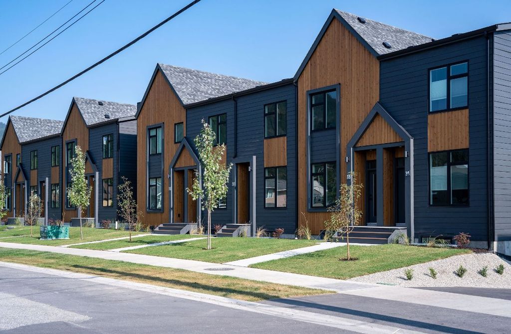 listing image 16513541509230992418