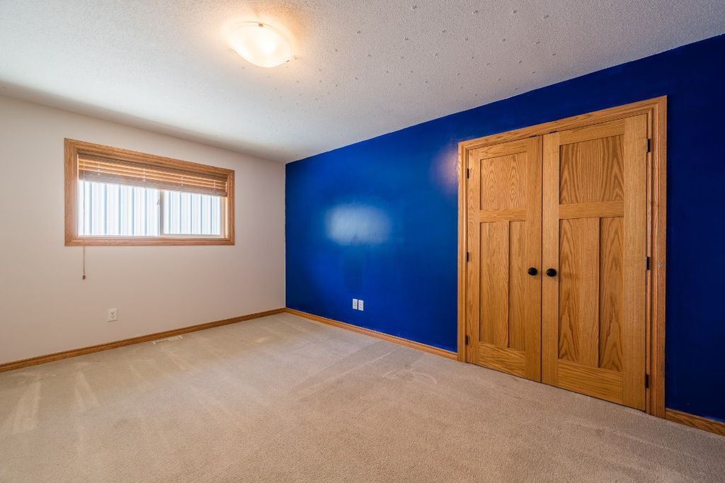 listing image 16513072709900159570