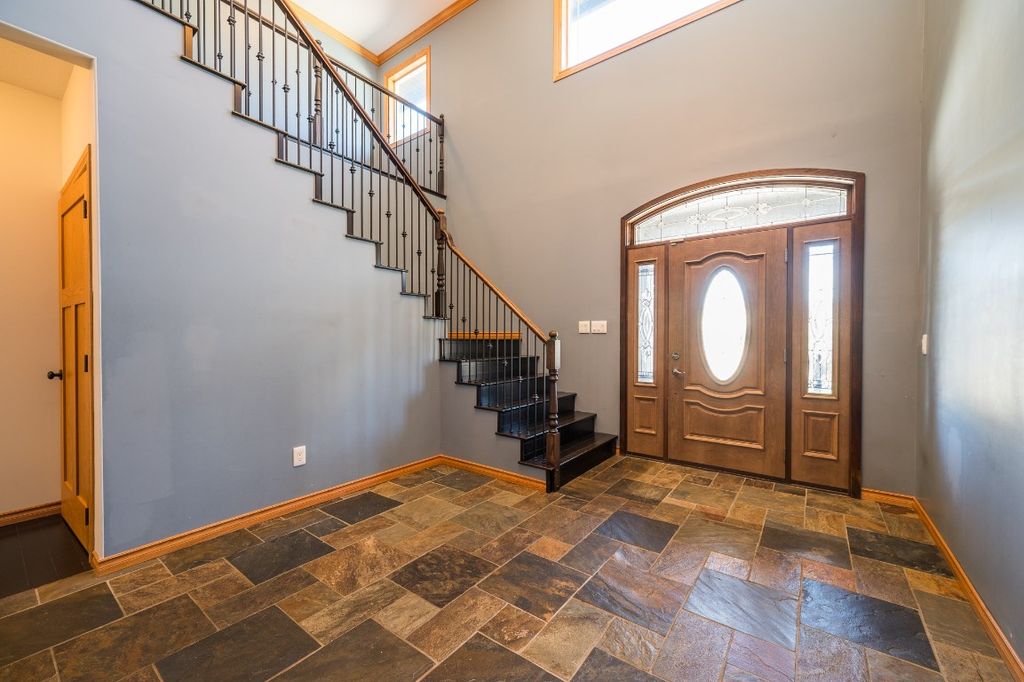listing image 16515623520453440685