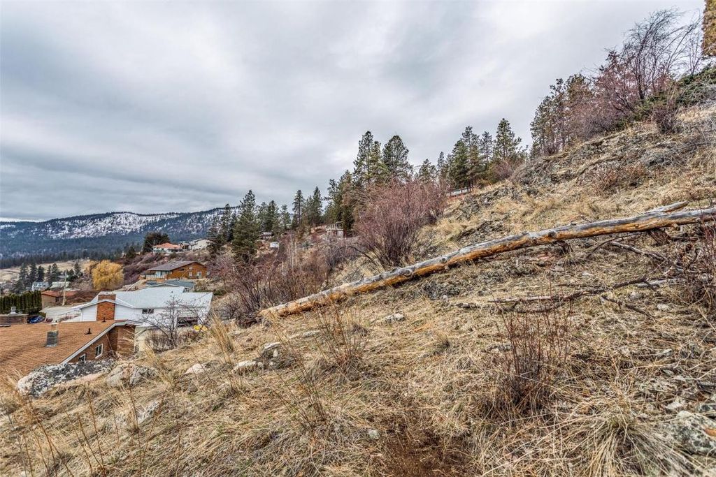 listing image 16511944626146020823