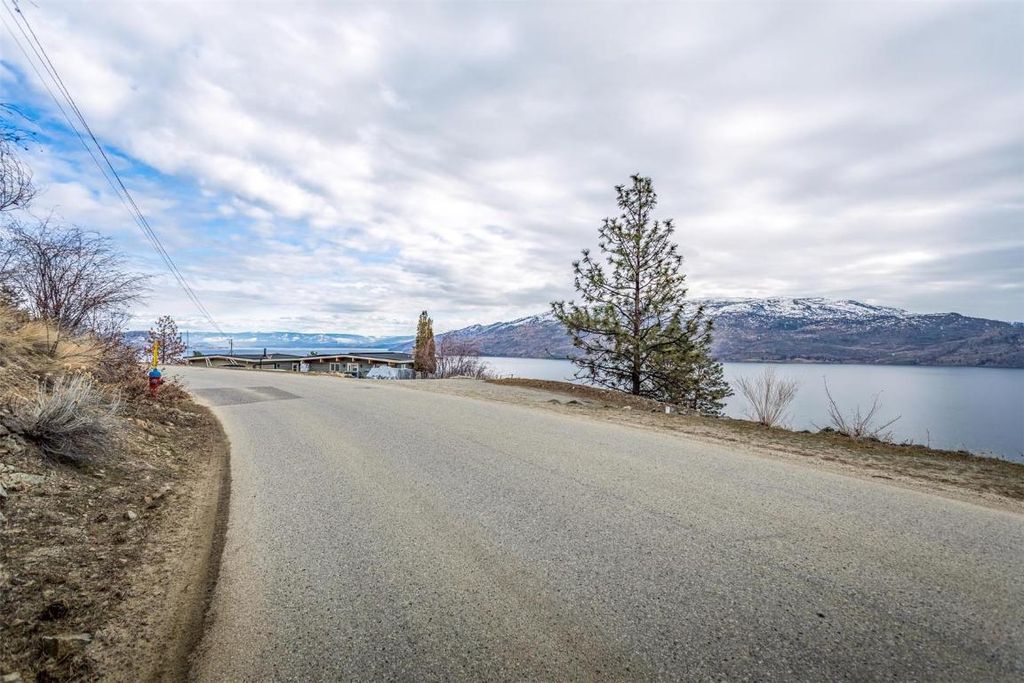 listing image 16516165778804894585